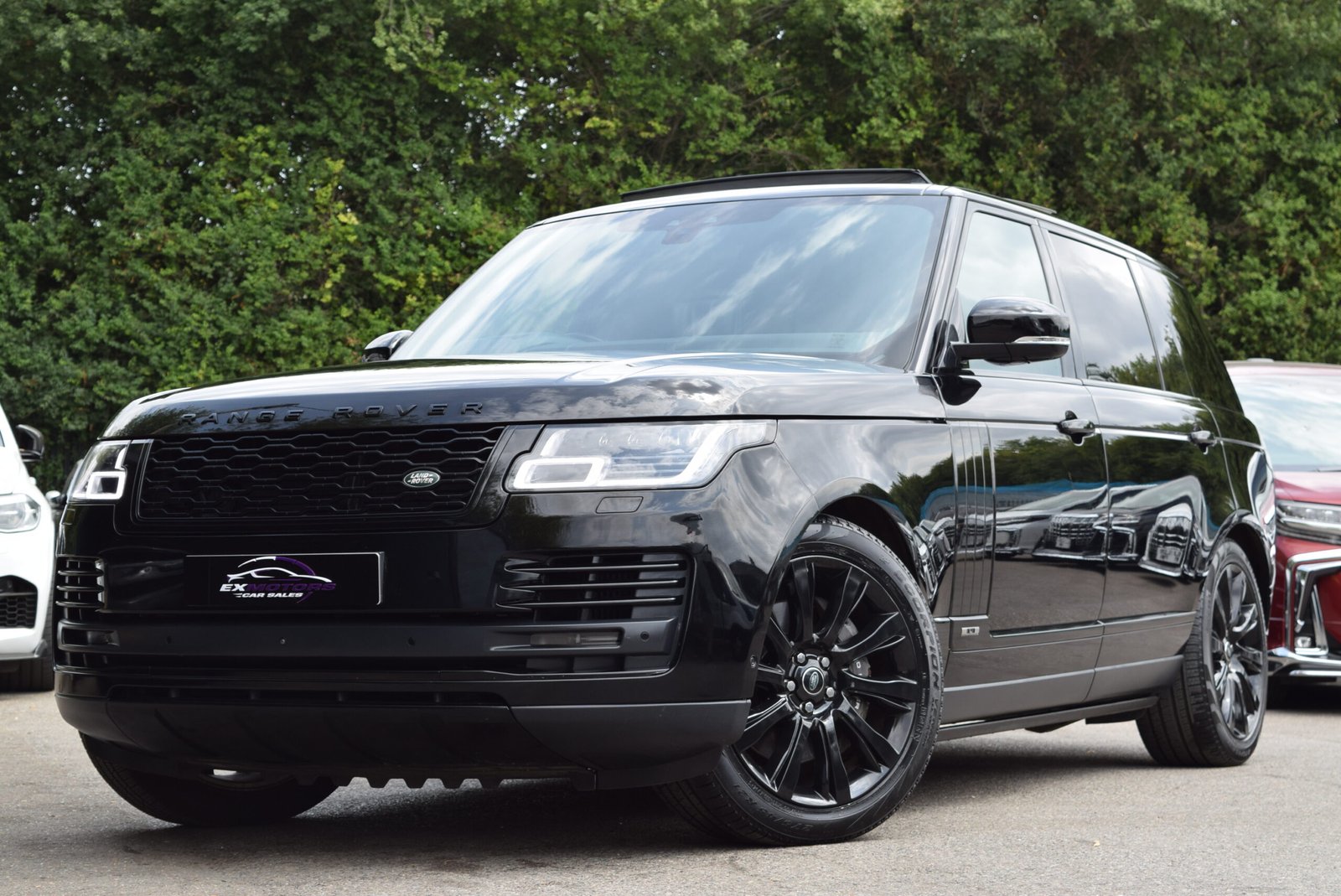 LAND ROVER RANGE ROVER AUTOBIOGRAPHY 4.4 SDV8 LWB FULLY LOADED FLRSH MINT