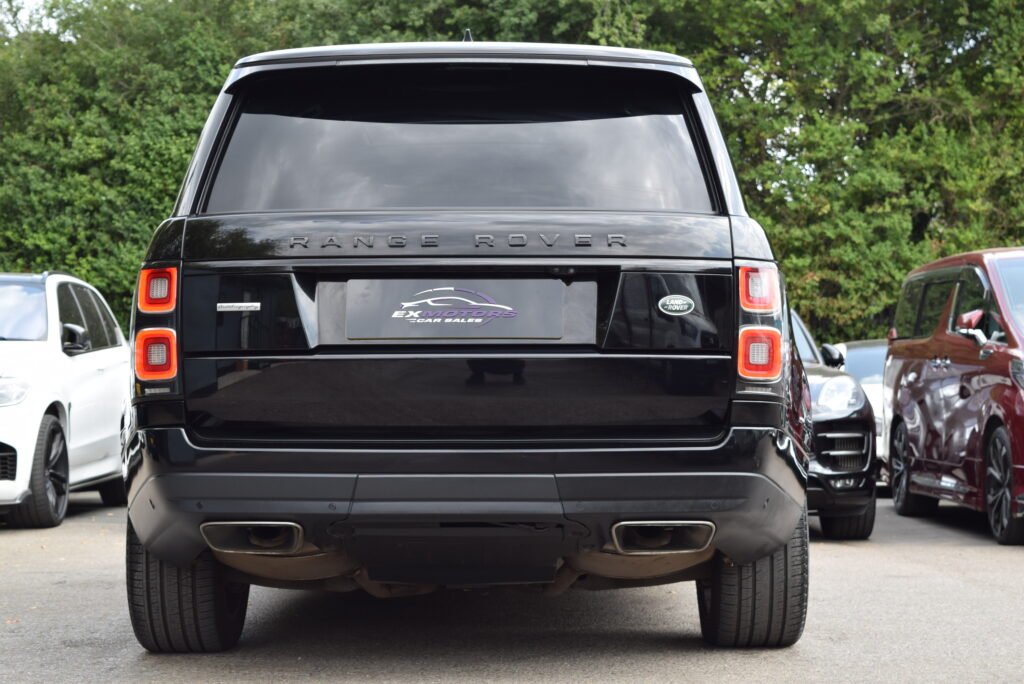 LAND ROVER RANGE ROVER AUTOBIOGRAPHY 4.4 SDV8 LWB FULLY LOADED FLRSH MINT