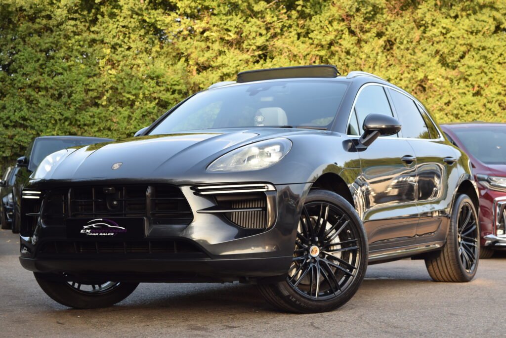 PORSCHE MACAN TURBO 2.9 PDK SPORT CHRONO PACKAGE FULLY LOADED RADAR CRUISE