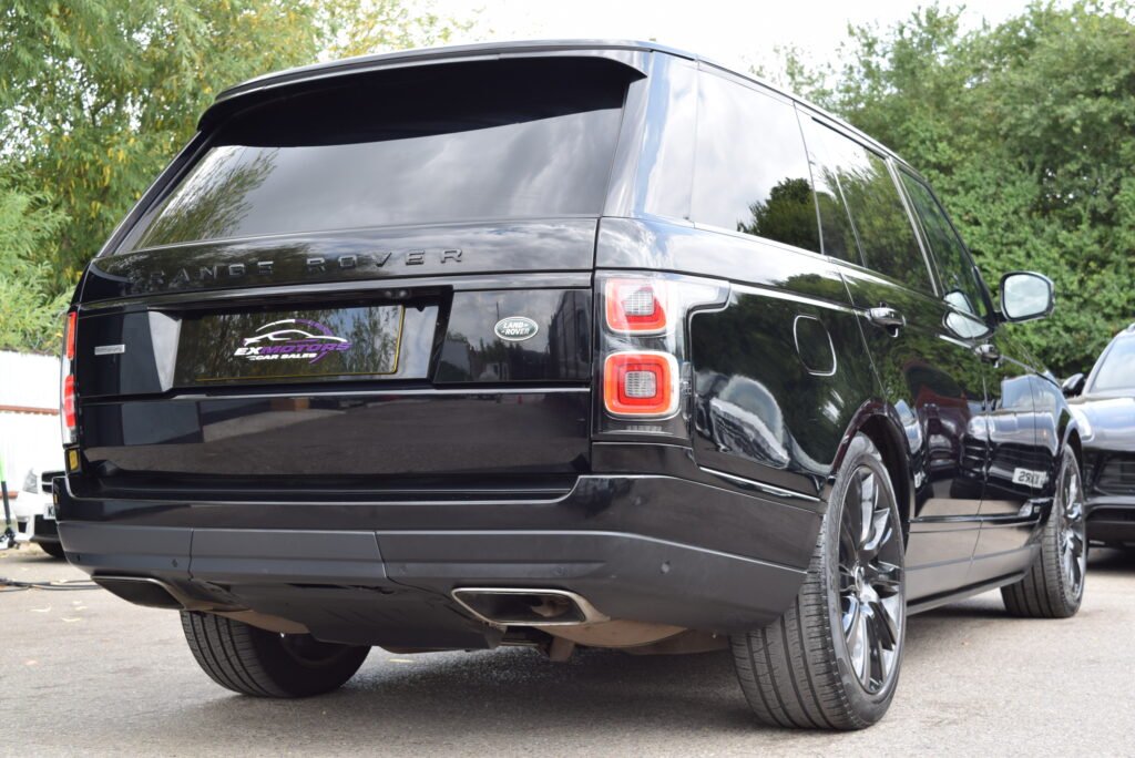 LAND ROVER RANGE ROVER AUTOBIOGRAPHY 4.4 SDV8 LWB FULLY LOADED FLRSH MINT