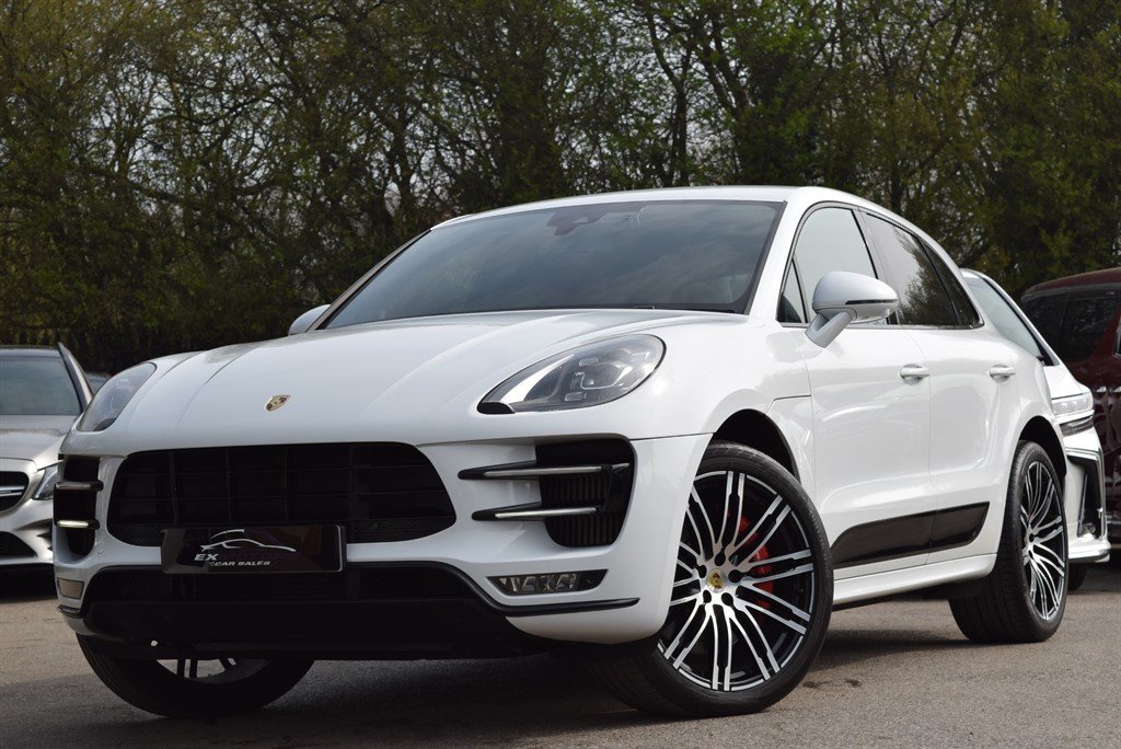 PORSCHE MACAN TURBO PERFORMANCE 3.6 V6 TURBO PETROL AUTOMATIC PDK SPORT CHRONO PACKAGE
