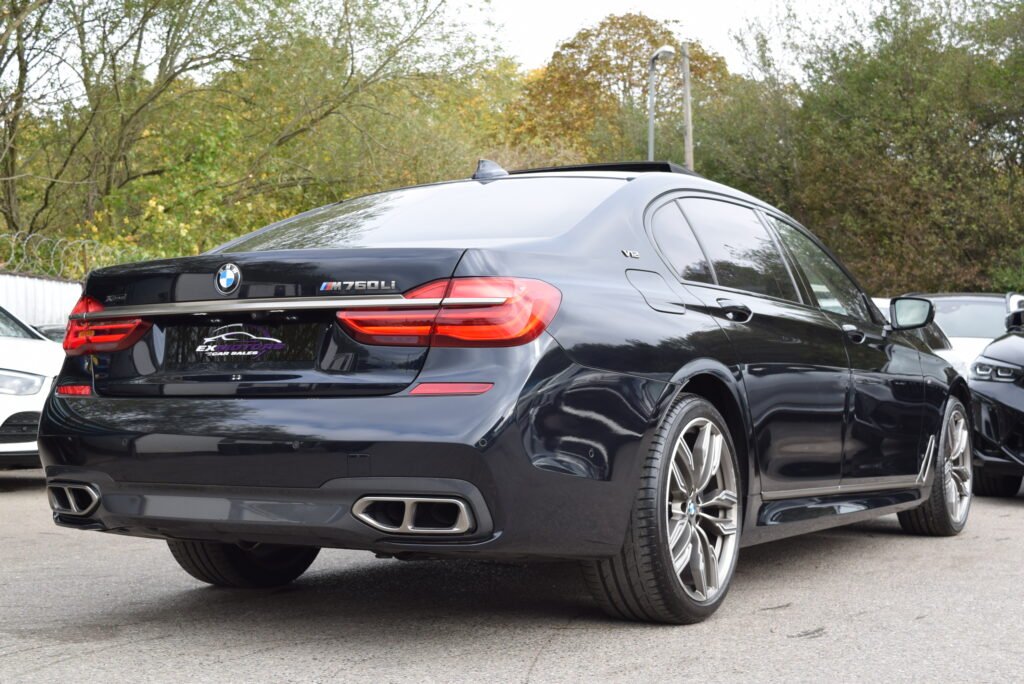 BMW M760Li 6.6 V12 XDRIVE PETROL AUTOMATIC BMW SERVICE HISTORY
